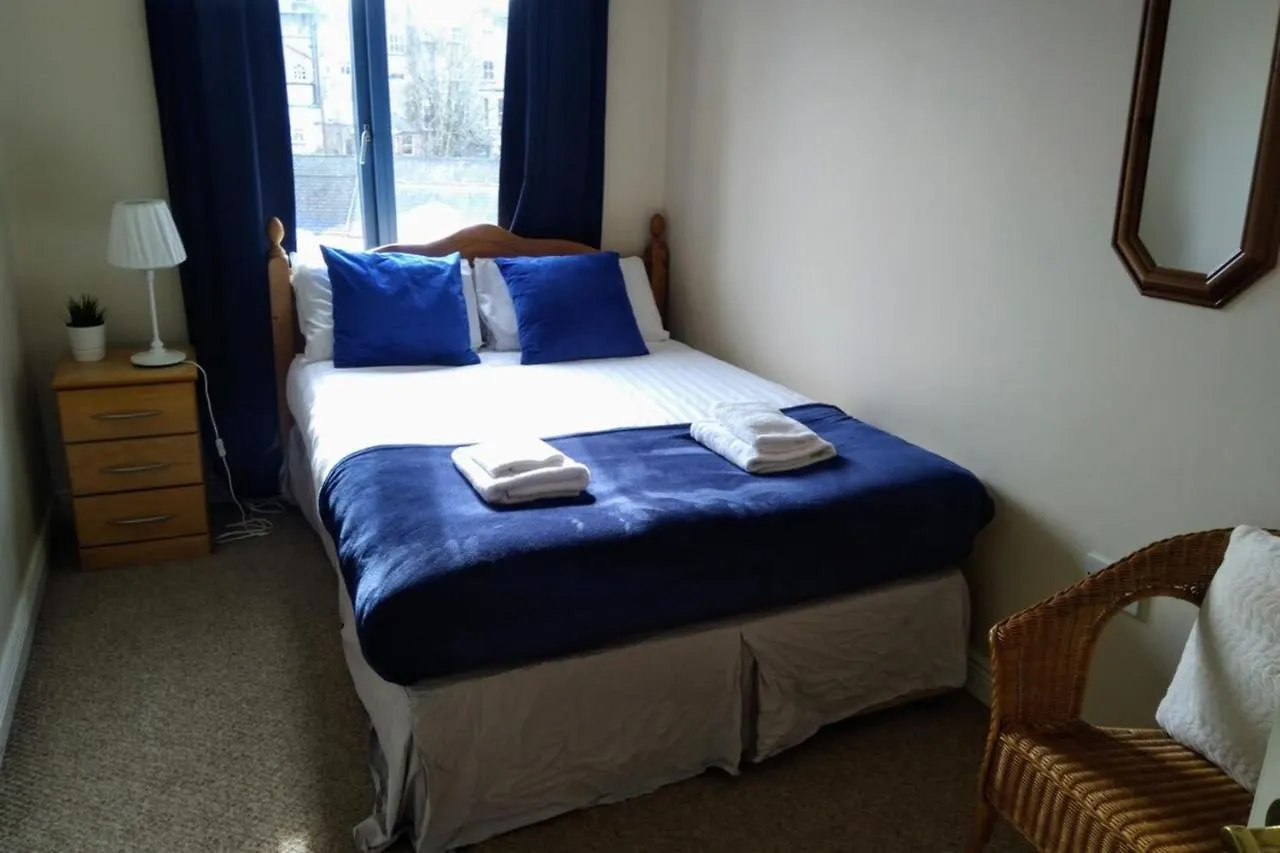 דבלין 2 Bedroom Apartment Beside Merrion Square 0*,